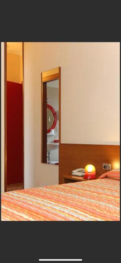 Hotel Santa Maria - Bardolino Town Center Ngoại thất bức ảnh