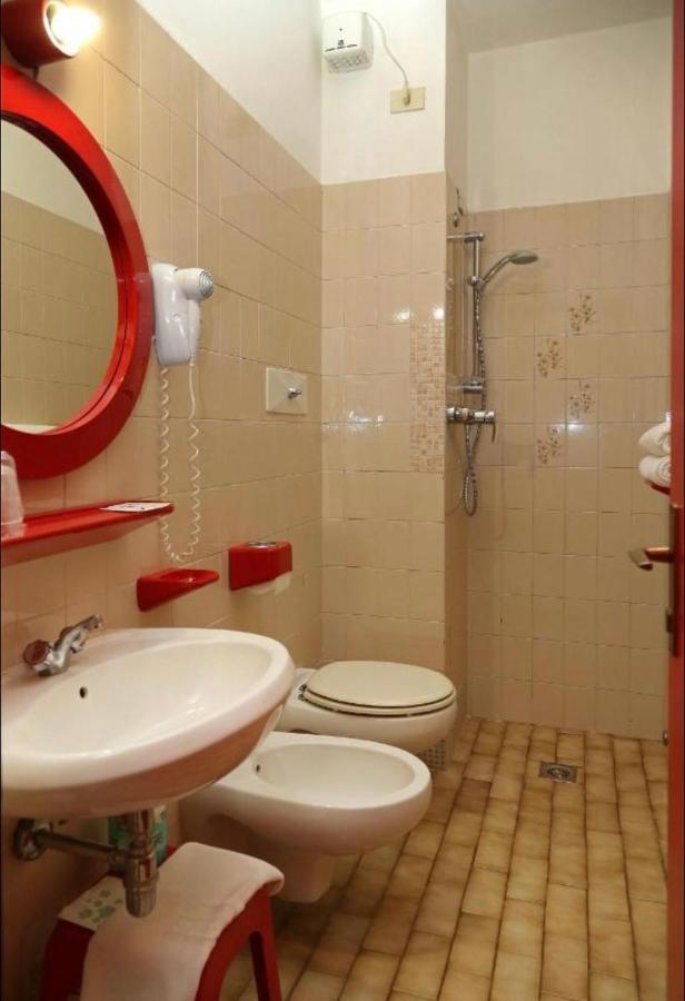 Hotel Santa Maria - Bardolino Town Center Ngoại thất bức ảnh
