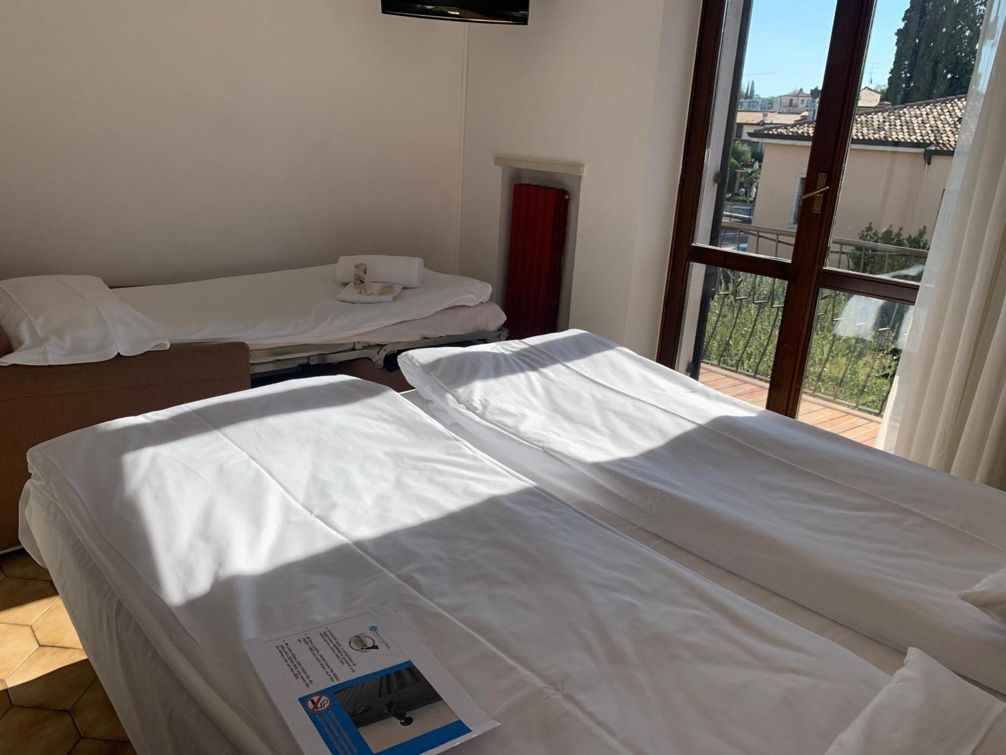 Hotel Santa Maria - Bardolino Town Center Ngoại thất bức ảnh