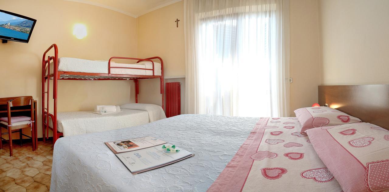 Hotel Santa Maria - Bardolino Town Center Ngoại thất bức ảnh