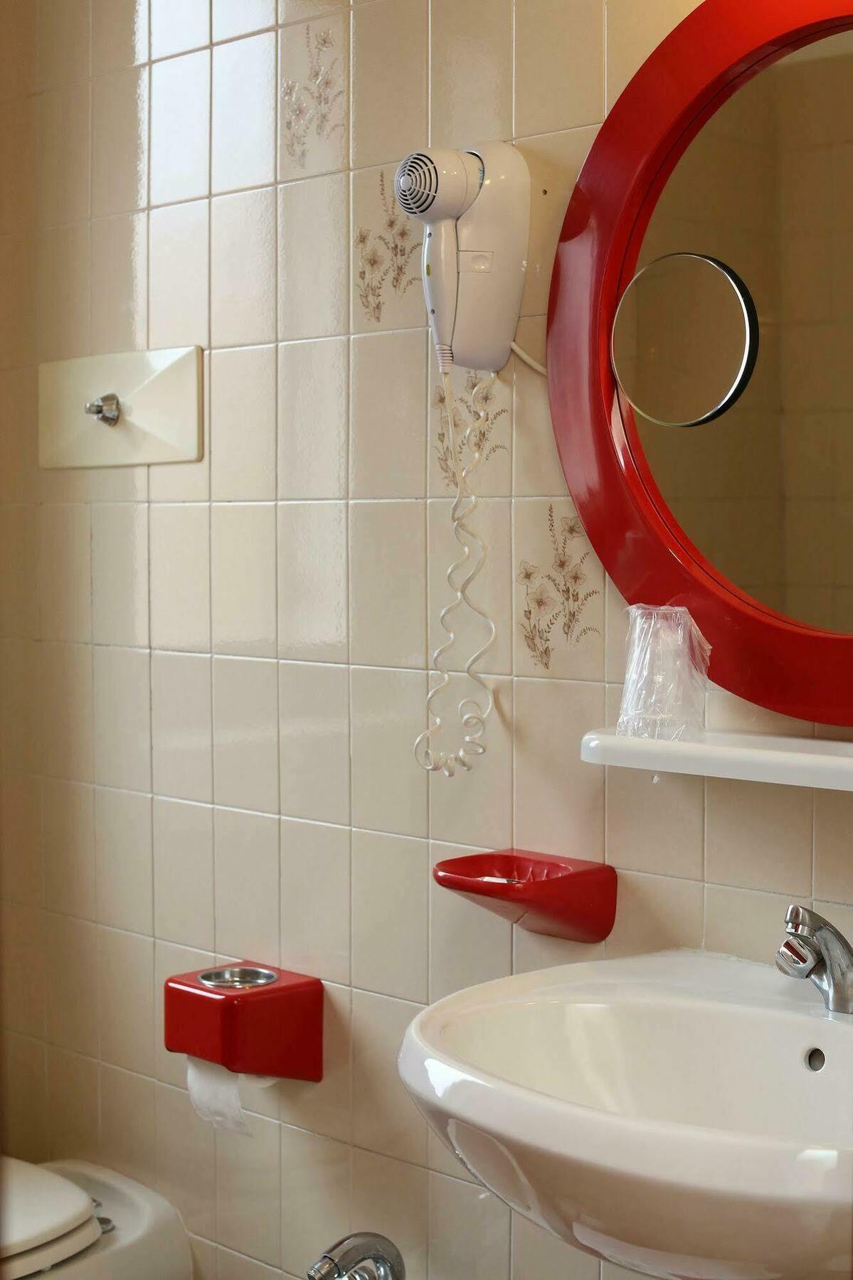 Hotel Santa Maria - Bardolino Town Center Ngoại thất bức ảnh