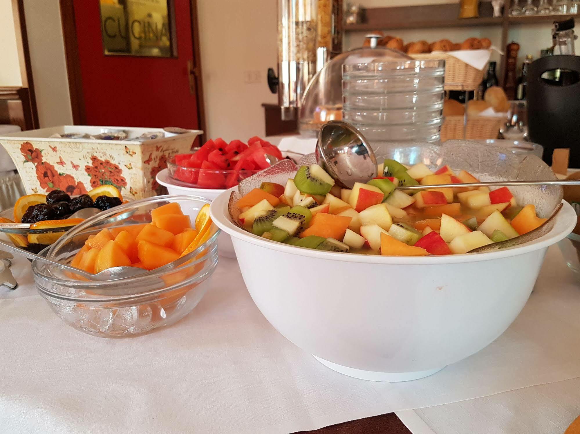 Hotel Santa Maria - Bardolino Town Center Ngoại thất bức ảnh